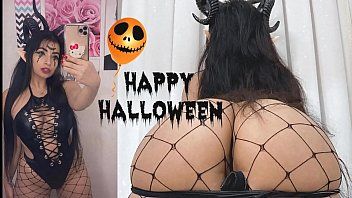 تشغيل Halloween 2020 - تم استدعاء succubus - الرعب الإباحي - الحديث القذر ، اللسان ، اللعنة الثدي - نائب الرئيس في الفم