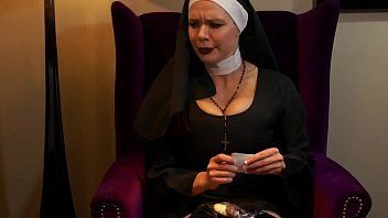 Abspielen Katholische Nonne entdeckt Masturbation