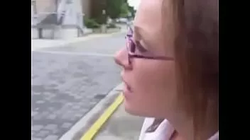 تشغيل ديفين فتاة المدرسة الملاعين من أجل المال