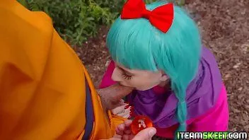 Odtwórz Głodny kutas cosplay jessie saint ssie ćwieki dużego kutasa