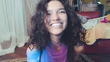 Afspelen Schattigste latina masturbeert voor de lol...