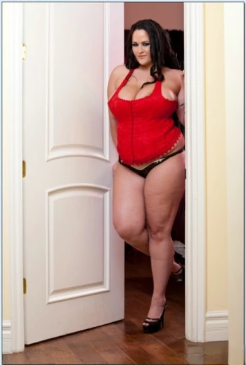 Pornoster Carmella Bing