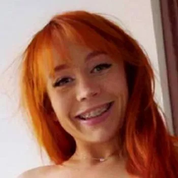 Pornstar Alice Bong